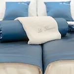 Le Premier Luxury ベッド・アンド・ブレックファスト スプリト