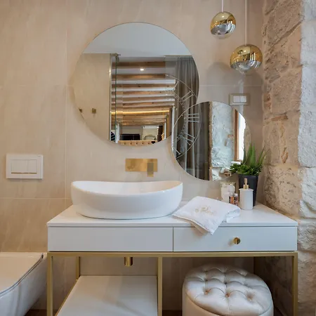 Le Premier Luxury 4* ספליט