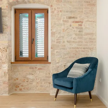 לינה וארוחת בוקר Le Premier Luxury ספליט