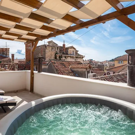 Bed & Breakfast Le Premier Luxury 4*