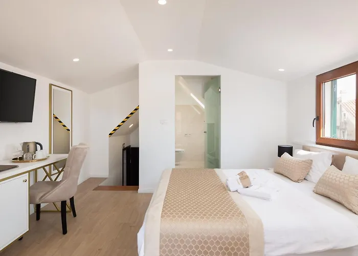 فندق مبيت وإفطار Le Premier Luxury سبليت