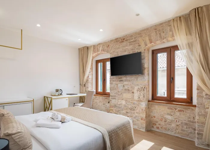 Le Premier Luxury فندق مبيت وإفطار