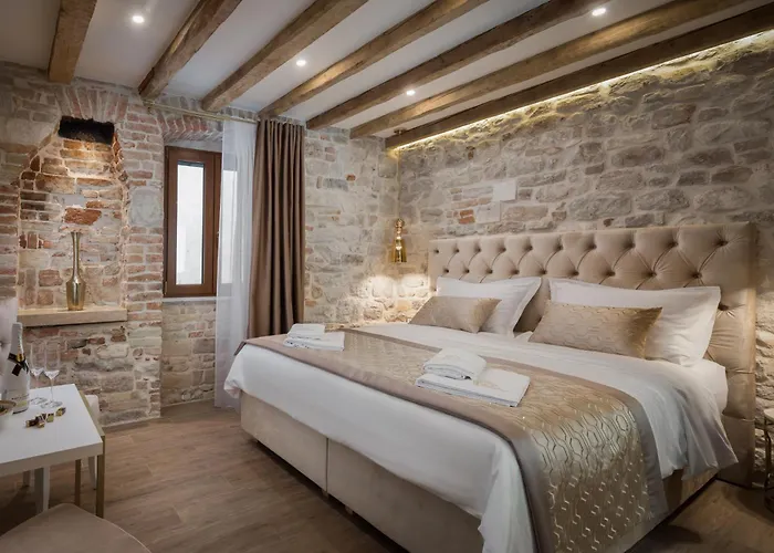 Le Premier Luxury فندق مبيت وإفطار