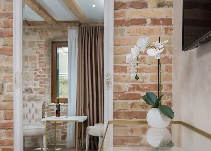 Le Premier Luxury فندق مبيت وإفطار 4*