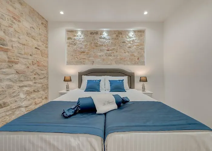 فندق مبيت وإفطار Le Premier Luxury