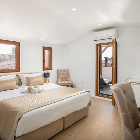 Le Premier Luxury Σπλιτ