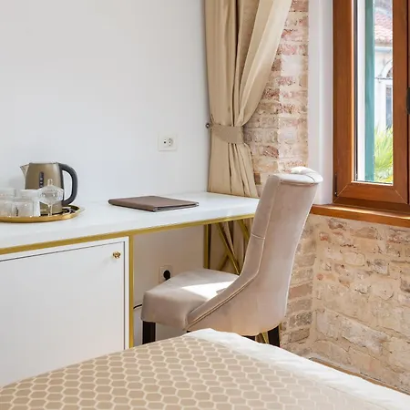 Le Premier Luxury Σπλιτ