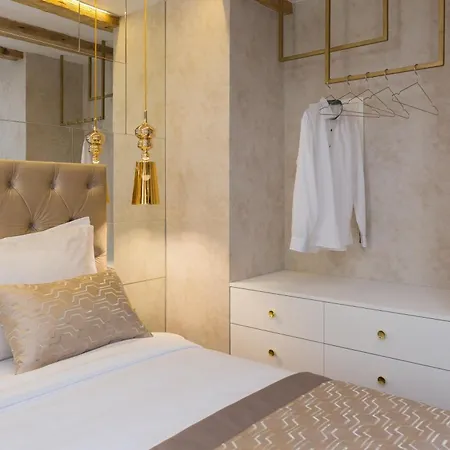 Le Premier Luxury 4* Σπλιτ