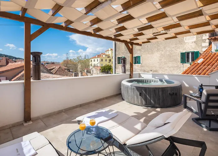 Le Premier Luxury Σπλιτ